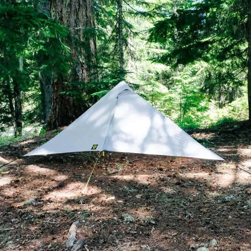 Six Moon Designs Deschutes Plus Ultralight Backpacking Tarp | 68travel